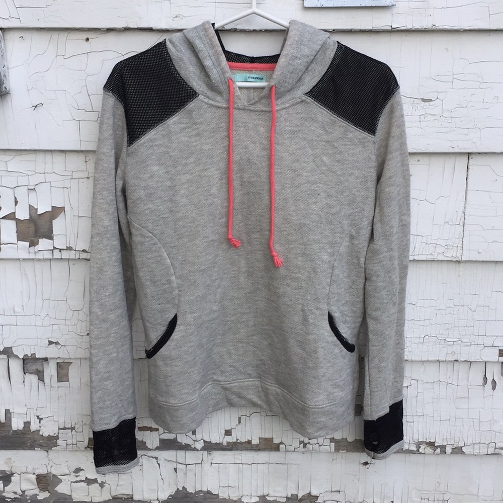 Maurice’s Gray Sweatshirt- Sporty Style- M